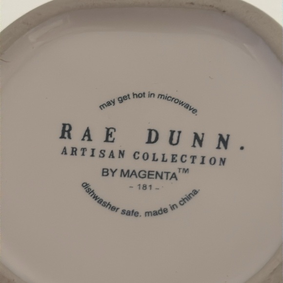 Rae Dunn AMERICA THE BEAUTIFUL
MUG with Flag Rim Set of 2 - Picture 5 of 5